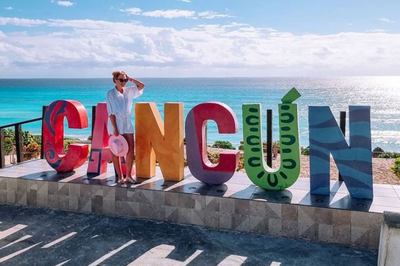 Playas en Cancún letras cancún